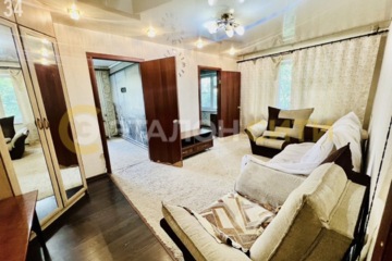 4-к квартира, 63 м², 2/5 эт.
